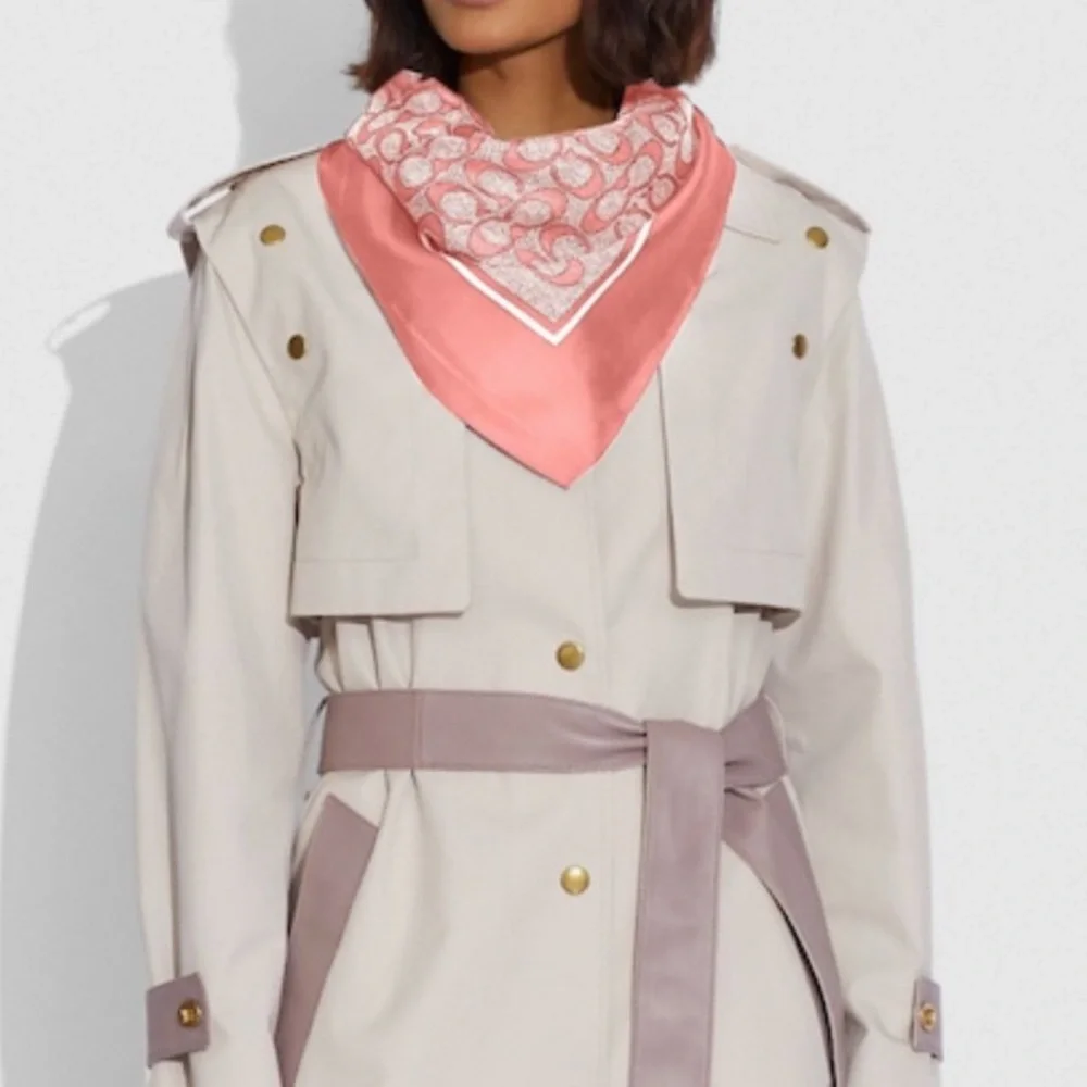 Coach Pink Wristlet & Silk Scarf Bundle - Picture 9 of 10